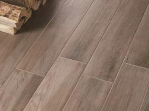 MARAZZI Пол из глазурованного керамогранита с имитацией дерева Treverk