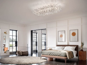 Потолочный светильник с кристаллами