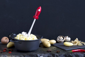 OT870 Толкушка для картошки space masher OTOTO