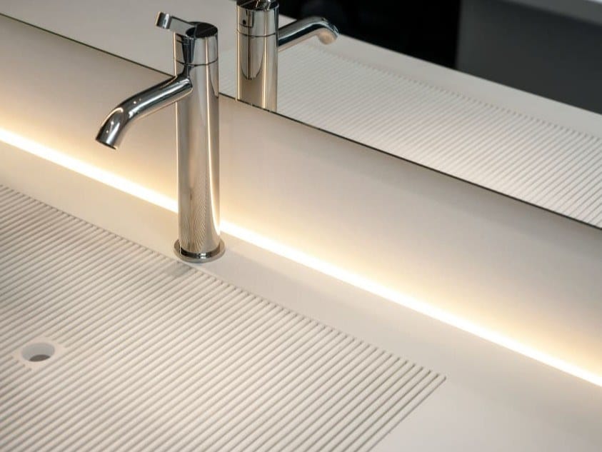 Однорычажный смеситель для раковины из нержавеющей стали Agape SQUARE ARCH-00110430