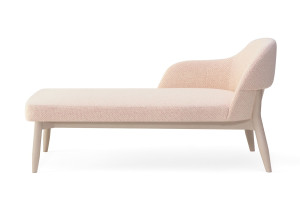 Спальная кровать из бука