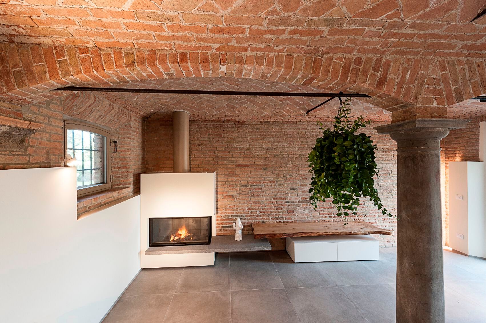 Стальной угловой дровяной камин RÜEGG RII ARCH-00120838 - Вид №3