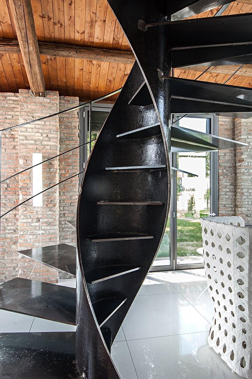 Officine Sandrini Металлическая винтовая лестница sun-id-1447826 - Вид №1