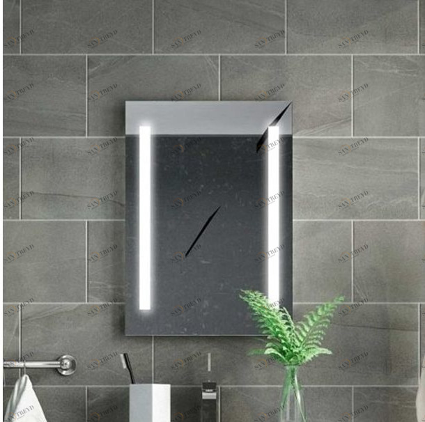 Avila Dos Зеркало STRIPED настенное с подсветкой 50x70 MIRRORS 2100176