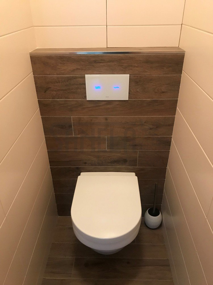 04300 Электронное сенсорное устройство для смыва унитаза, цвет стекланной крышки REF 9003 белый, подстветка голубая, 24 В SANELA  - Вид №1