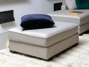 Квадратный съемный пуф из ткани