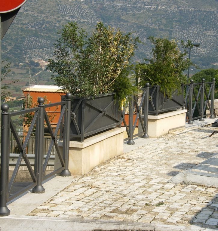 Стальные ограждения EUROCOMITALIA классическая мебель ARCH-00120003 - Вид №1