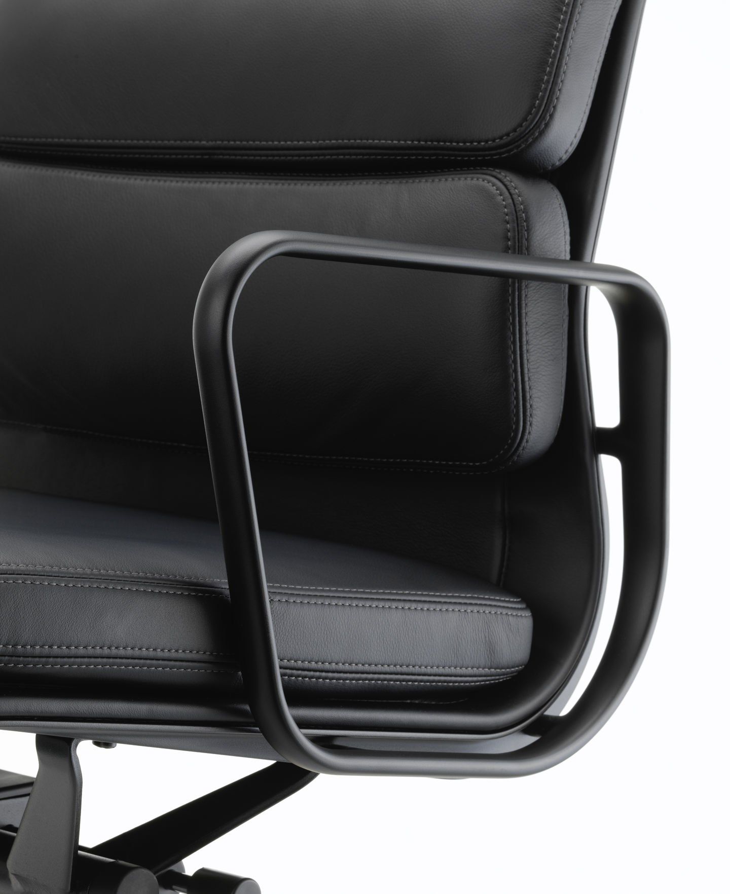 Кожаный спиц поворотный стул с подлокотниками VITRA Eames Soft Pad Group ARCH-00078216 - Вид №22