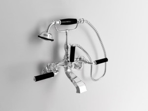 Настенный смеситель для ванны с 2 отверстиями и ручным душем