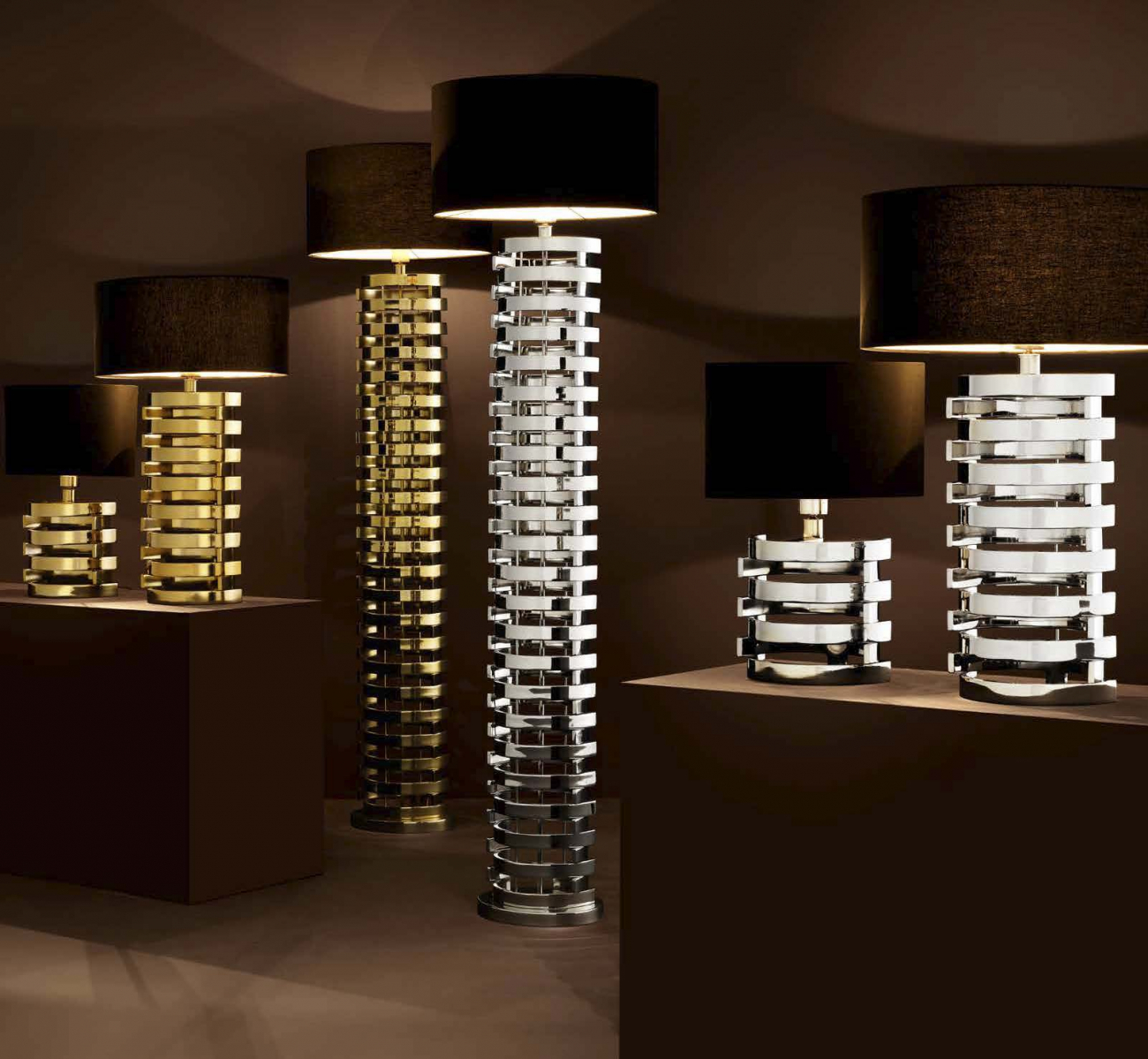 Настольная лампа 109810 от Eichholtz EICHHOLTZ ИНТЕРЬЕРНЫЕ 244651 Золото;черный  - Вид №1