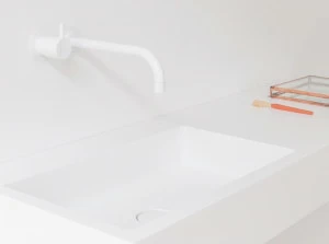 Накладная раковина на столешницу  овальная Not Only White Base