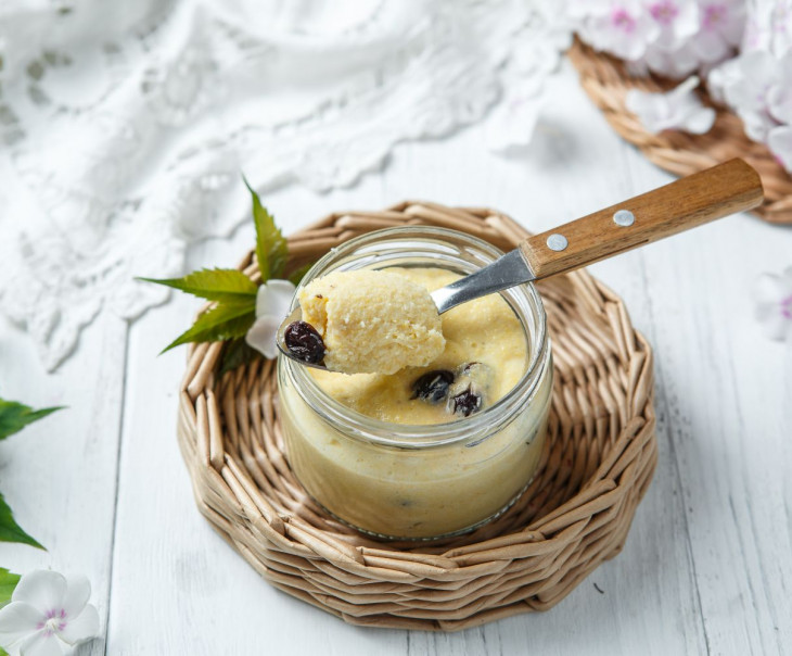 6770 Каша Полента кукурузная с изюмом Вкусляндия 