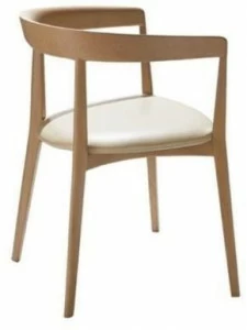 Andreu World Деревянный стул со встроенной подушкой Carola So0903