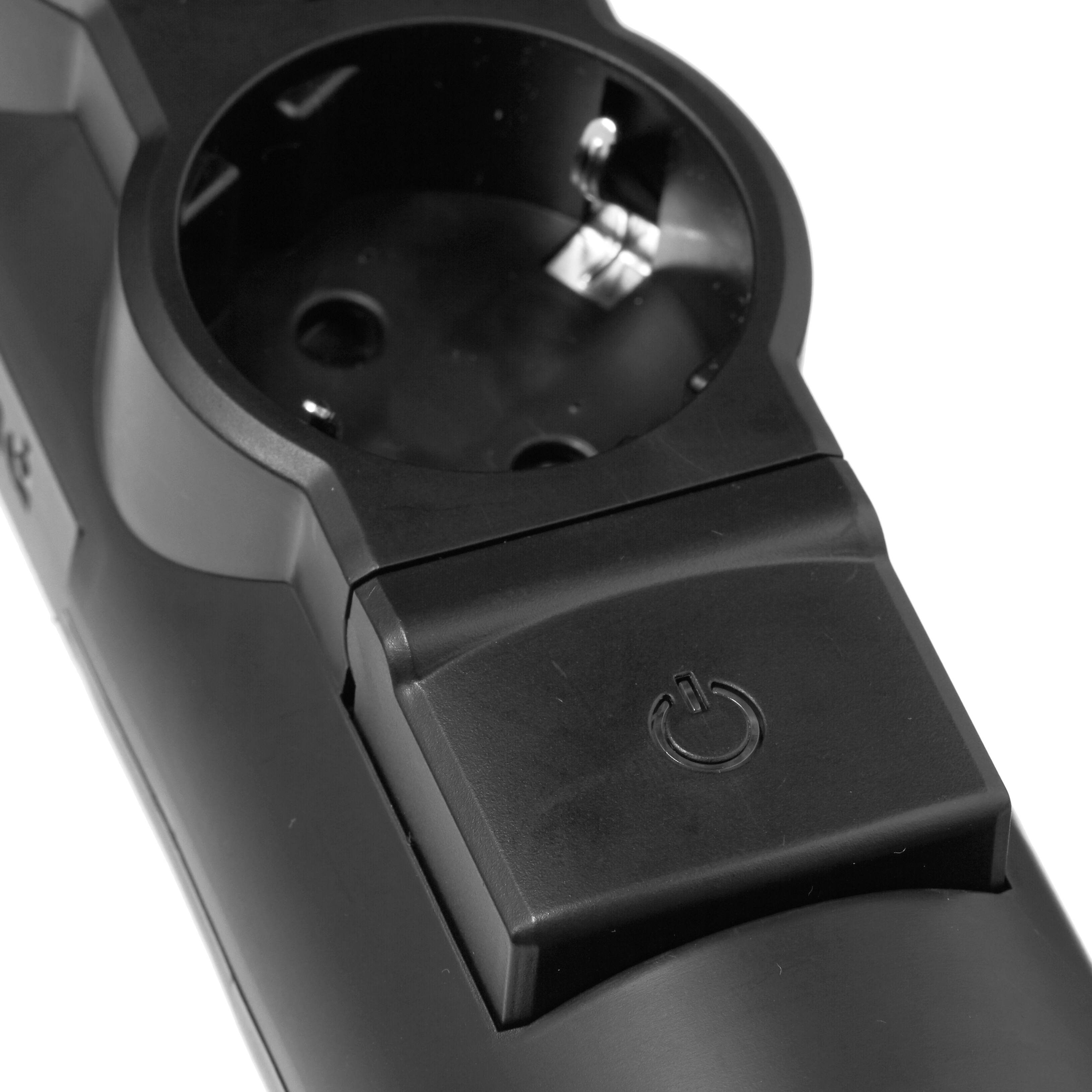 694610 Многорозеточный блок ''комфорт'' 6 x 2к+з - поставляется без кабеля черный Legrand  - Вид №3