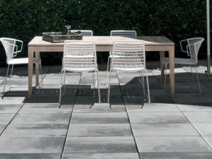 Твердый самоблокирующийся бетон