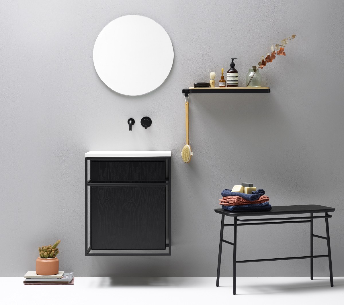 Ex.T ROW 45B Многофункциональная черная рейка EXROW45B/NE  - Вид №2