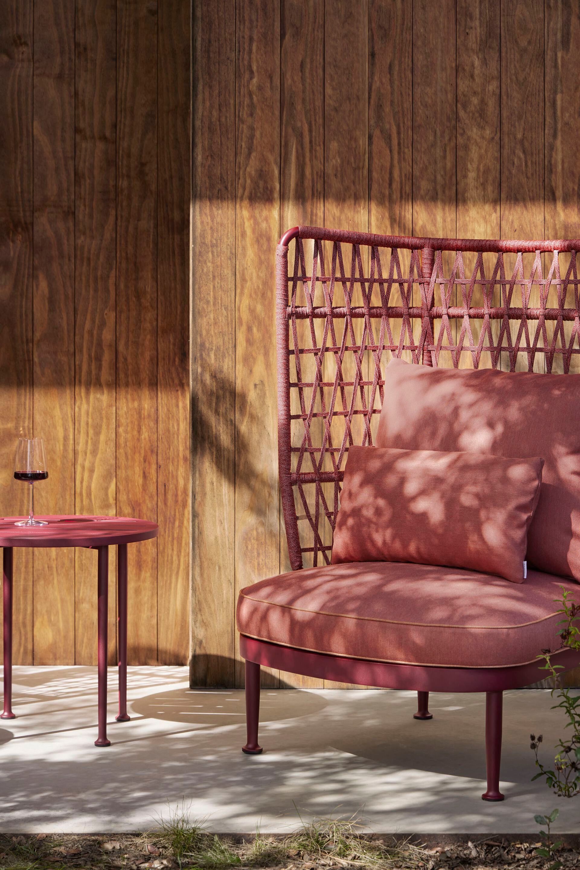 Круглый алюминиевый журнальный столик с порошковым покрытием POINT Curio ARCH-00100155 - Вид №1