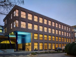 Mogs Стальное окно с термическим разделением Ferrofinestra