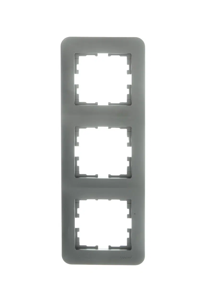 ASTI Рамка 3-ая вертикальная б/вст платина LEZARD 7081-3500-153