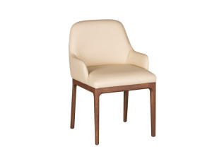 Кожаный стул с подлокотниками