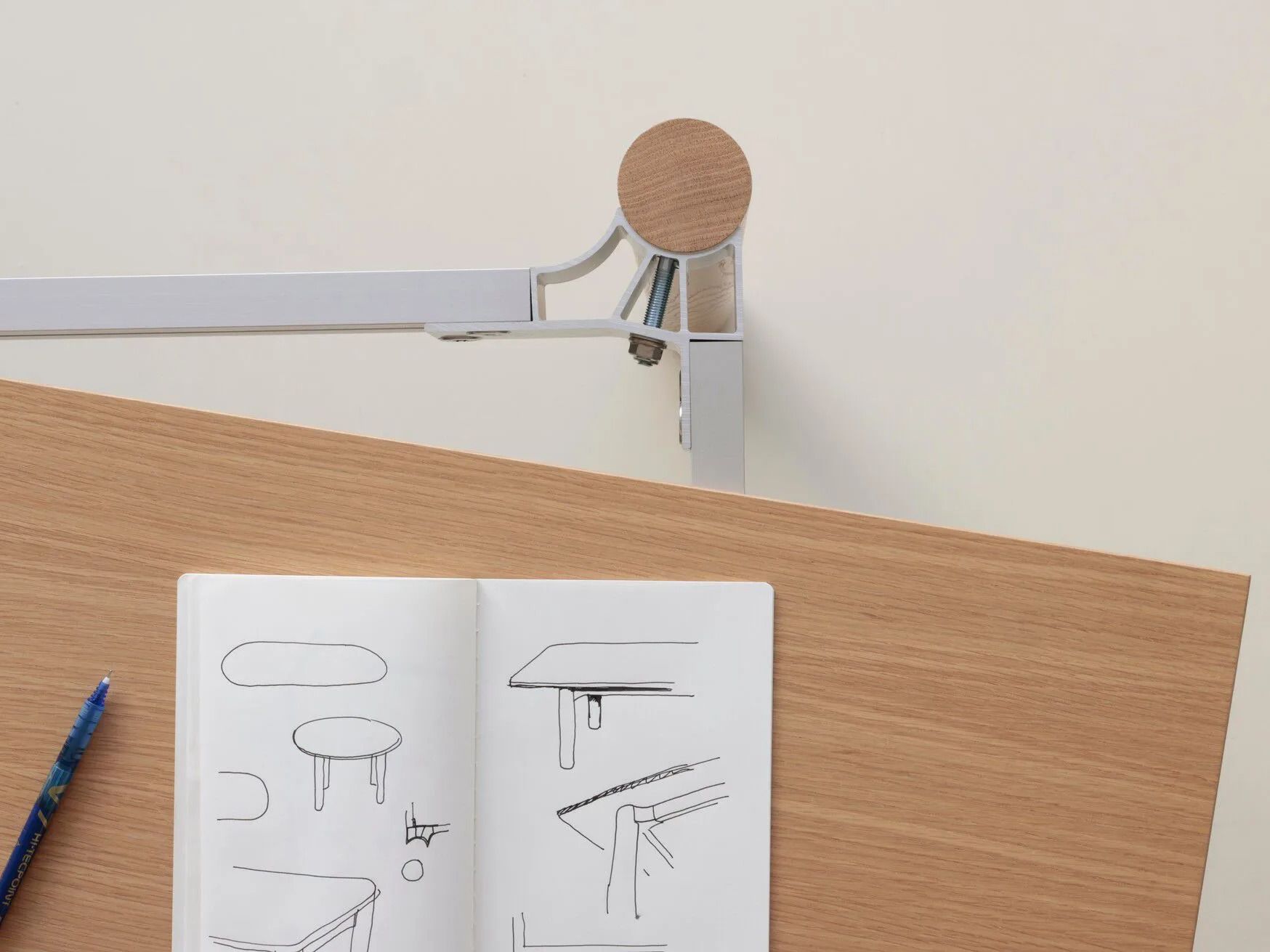 Прямоугольный стол с алюминиевыми или твердыми дубовыми ножками Hay пристройка ARCH-00111000 - Вид №25