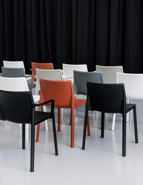 Kristalia Стул из полипропилена штабелируемый с подлокотниками sun-id-1396482 - Вид №4