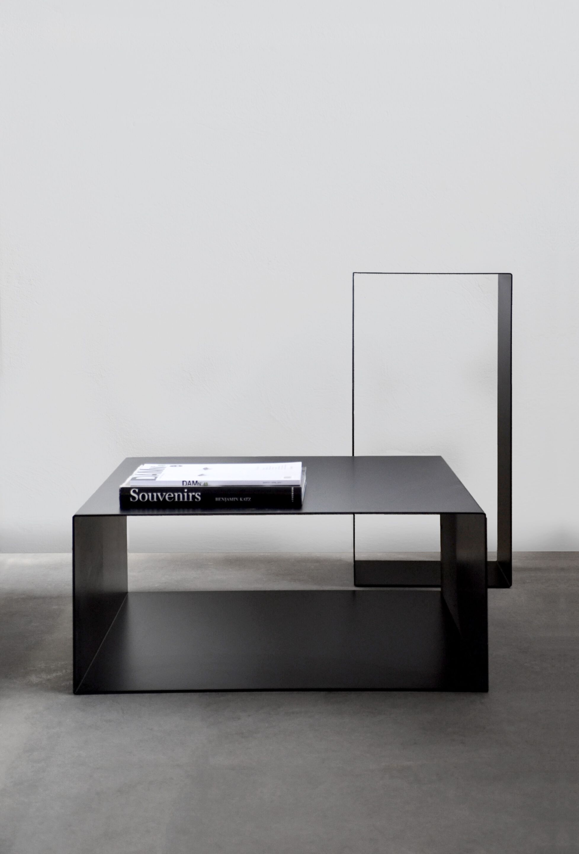 Журнальный столик / тумбочка из листового металла XAM SLIM 1 ARCH-00116033 - Вид №3