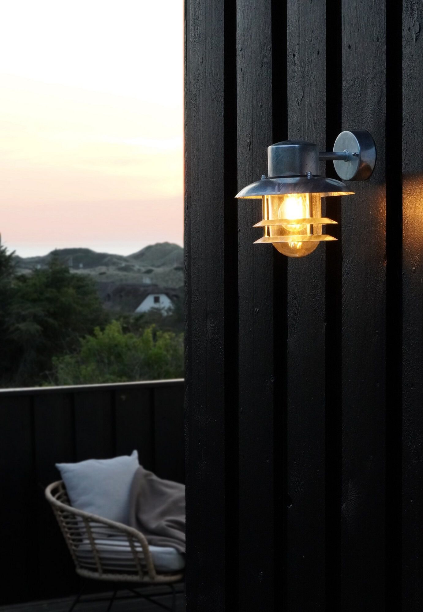 Настенный светильник из оцинкованной стали Nordlux Blokhus ARCH-00104776 - Вид №1