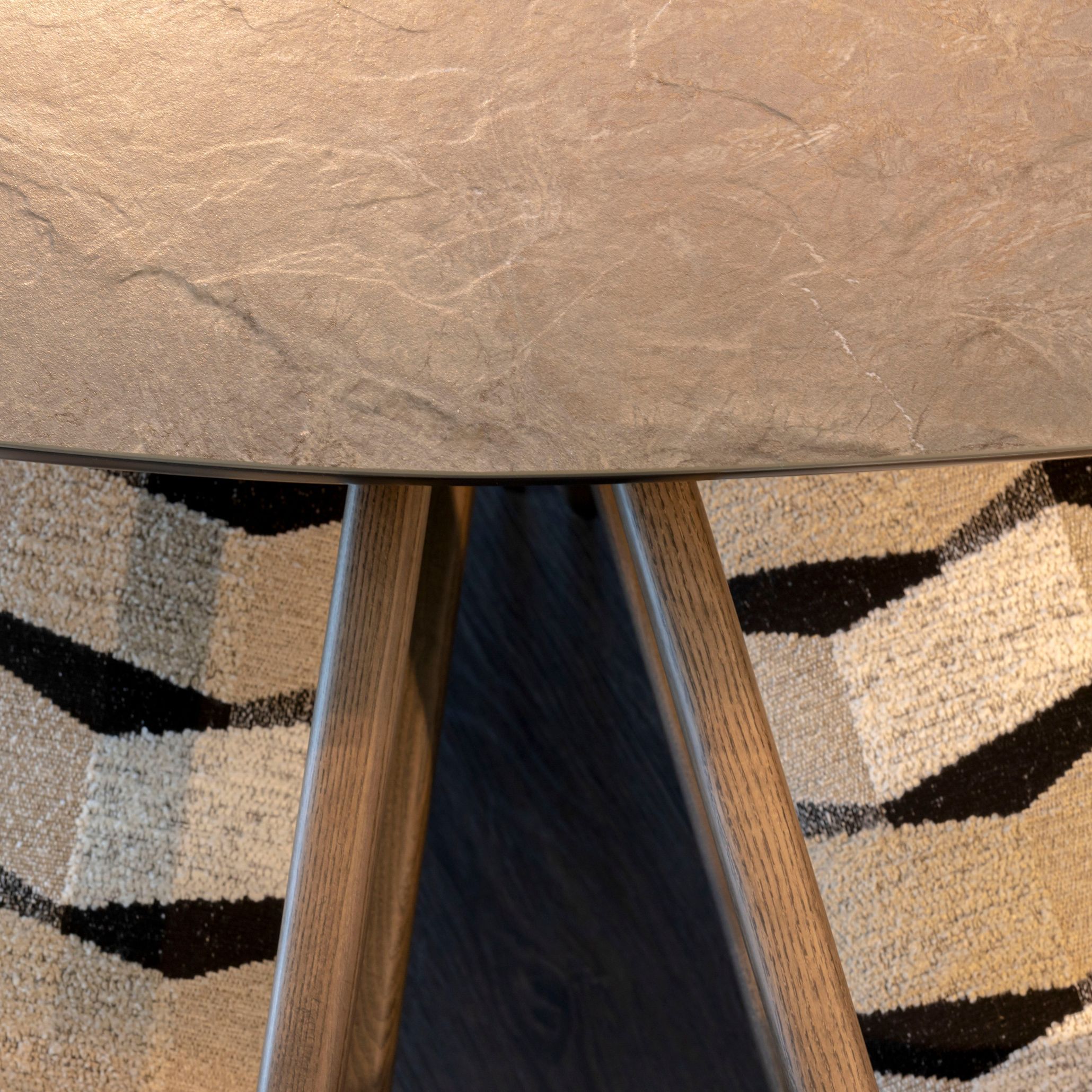 Деревянный овальный стол с каменной столешницей Stylish Club Stone ARCH-00117376 - Вид №4