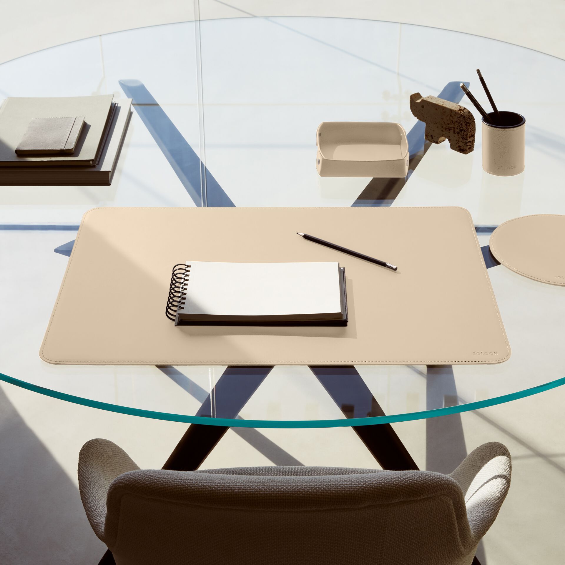 Подпушка из регенерированной кожи EGLOOH Hermes ARCH-00049869 - Вид №29