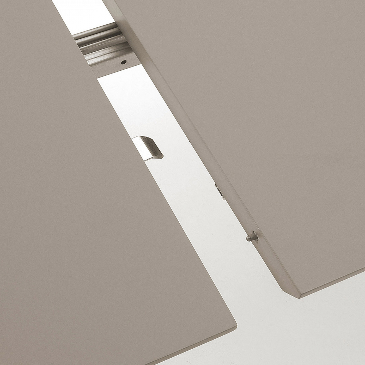 035692 Стол коричневый прямоугольный La Forma Oakland  - Вид №1