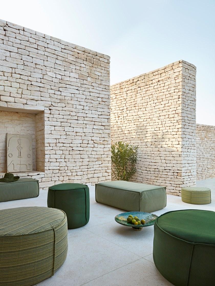 MANUTTI Круглый садовый пуф из ткани Touch Fs-thpf82/fs-thpf52 - Вид №9