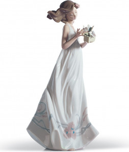 10668999 LLADRO Фигурка Lladro "Воздушные сокровища" 16x32см Фарфор