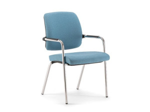 Стул с подлокотниками