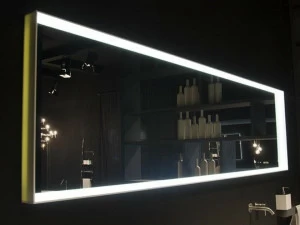 RIFRA Настенное зеркало для ванной в раме из кориана