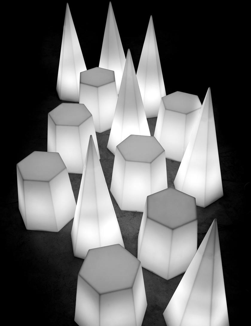 PF Stile Торшер с отраженным светом из полиэтилена Blade runner sun-id-1388423 - Вид №1