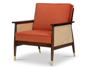 Бархатное кресло с подлокотниками