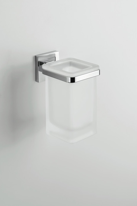 B3702 BasicQ Стакан настенный COLOMBO Basic Q Colombo Design