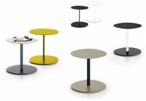 Viccarbe Низкий лакированный журнальный столик из мдф Serra Se50