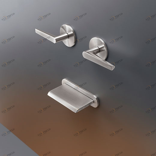 Двойной ручка смеситель для ванной с водопадом струей L. Максимум. 80 мм  FLG24 CEADESIGN 