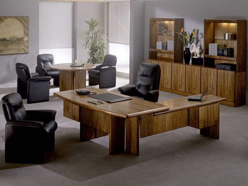 Dyrlund Офисный книжный шкаф из дерева и стекла Commodore 8907  - Вид №1