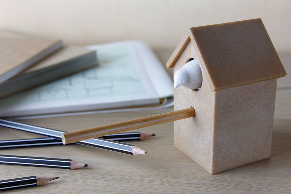 QL10234-BN-WH Точилка cuckoo дерево-белый Qualy  - Вид №2