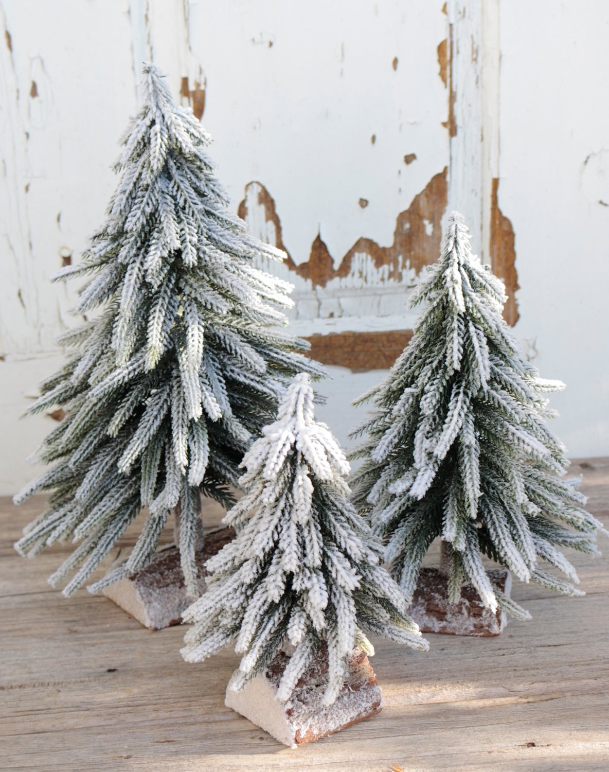 1047 807 a3 Искусственная елка со снегом, деревянная подставка, 34 см, зелено-белая H-andreas  - Вид №1