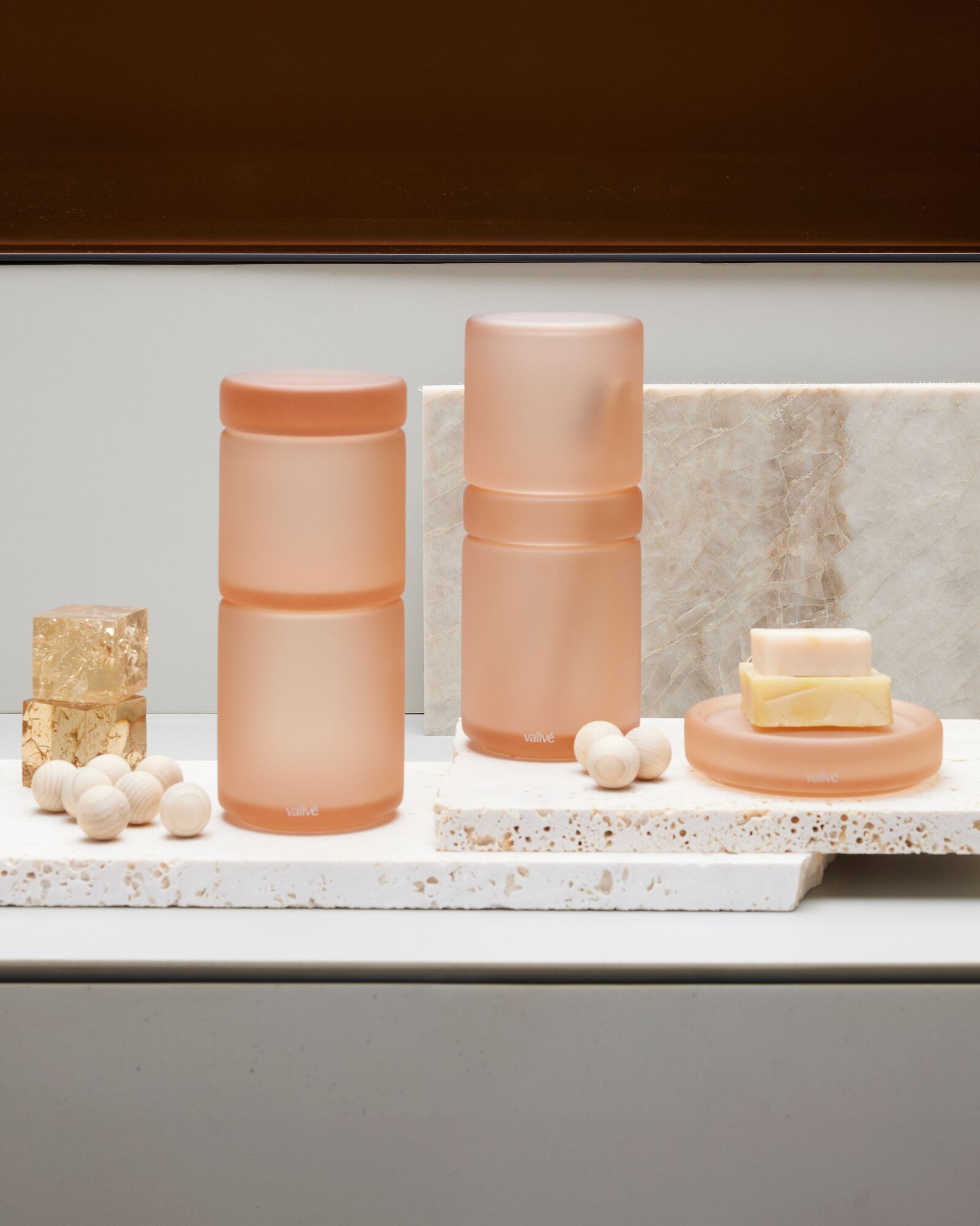 Держатель для хлопковых палочек из смолы с крышкой Vallvé LUNA ARCH-00126859 - Вид №10