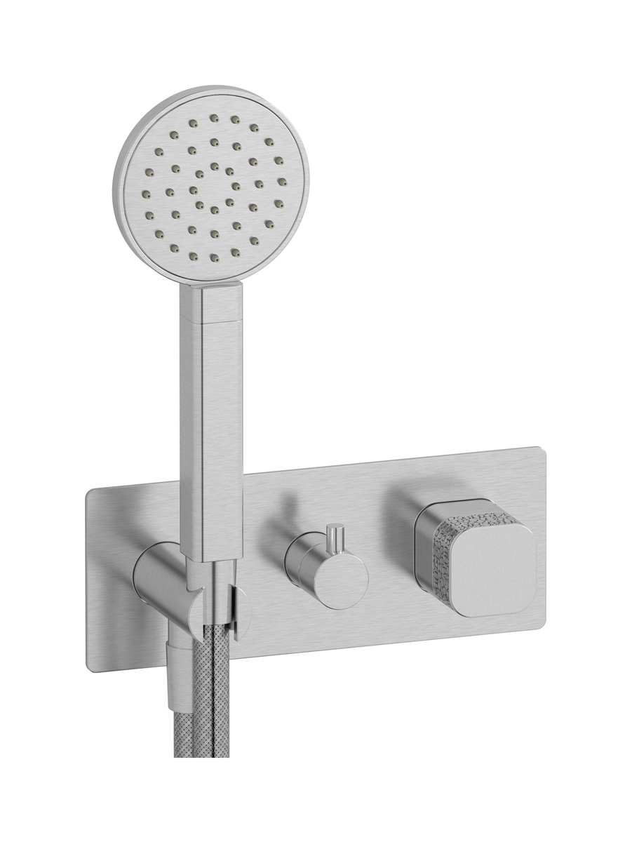 Прогрессивный настенный смеситель для душа на 3 потребителя со встроенным душевым гарнитуром. WE ARE IB eo314ss_2 Brushed Nickel Elio