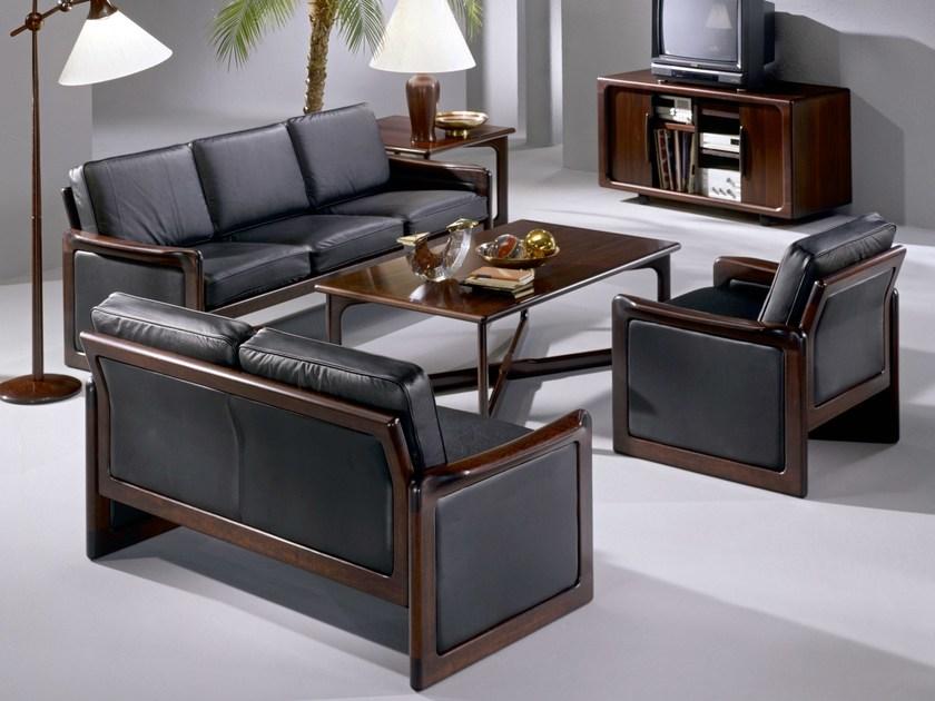 Dyrlund Кожаное кресло в классическом стиле с подлокотниками  7820  - Вид №1