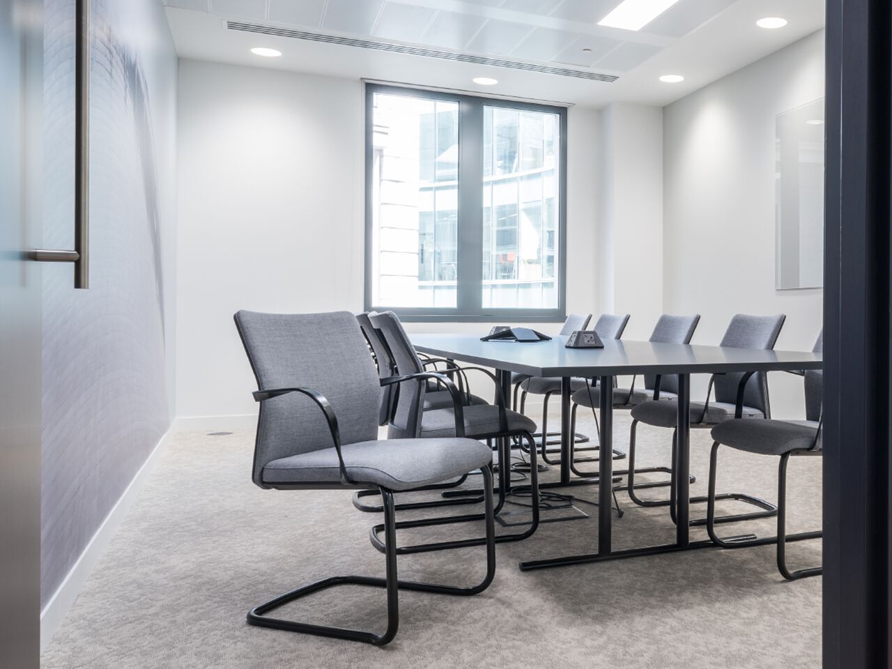 Мягкий консольный стул с подлокотниками Howe MN1 ARCH-00046008 - Вид №3