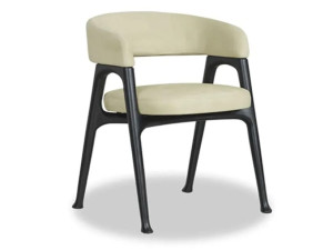 Деревянный мягкий стул