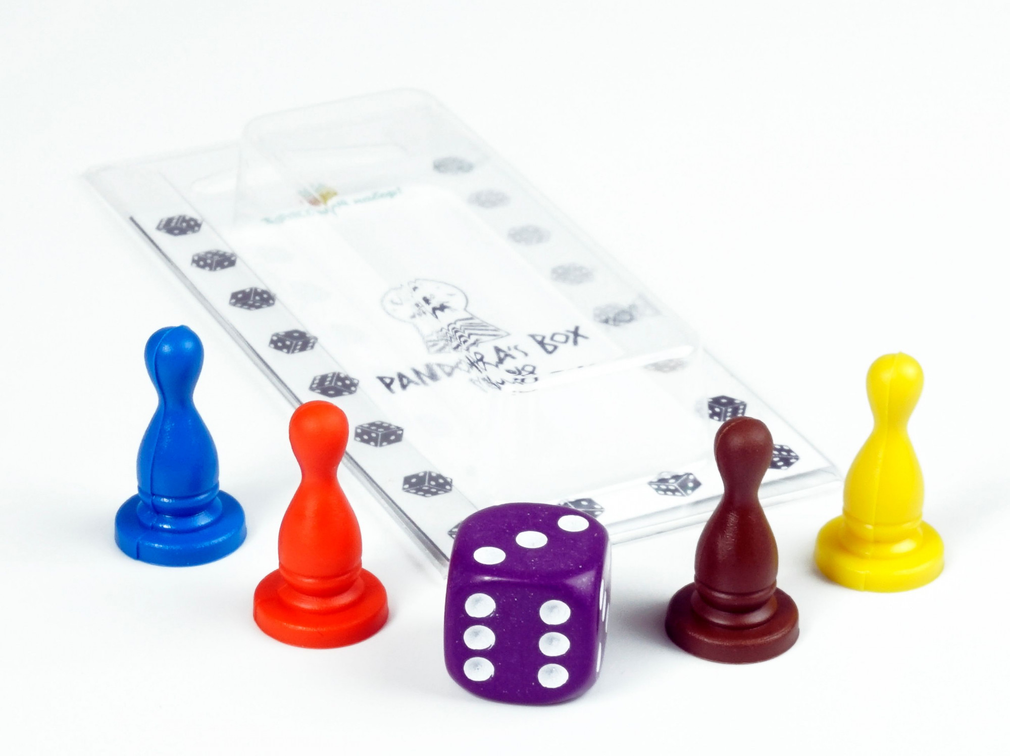 06PB041 Набор фишки и кубик (4 фишки+1 кубик) 5 шт. 10 г Пандора Бокс Студио 