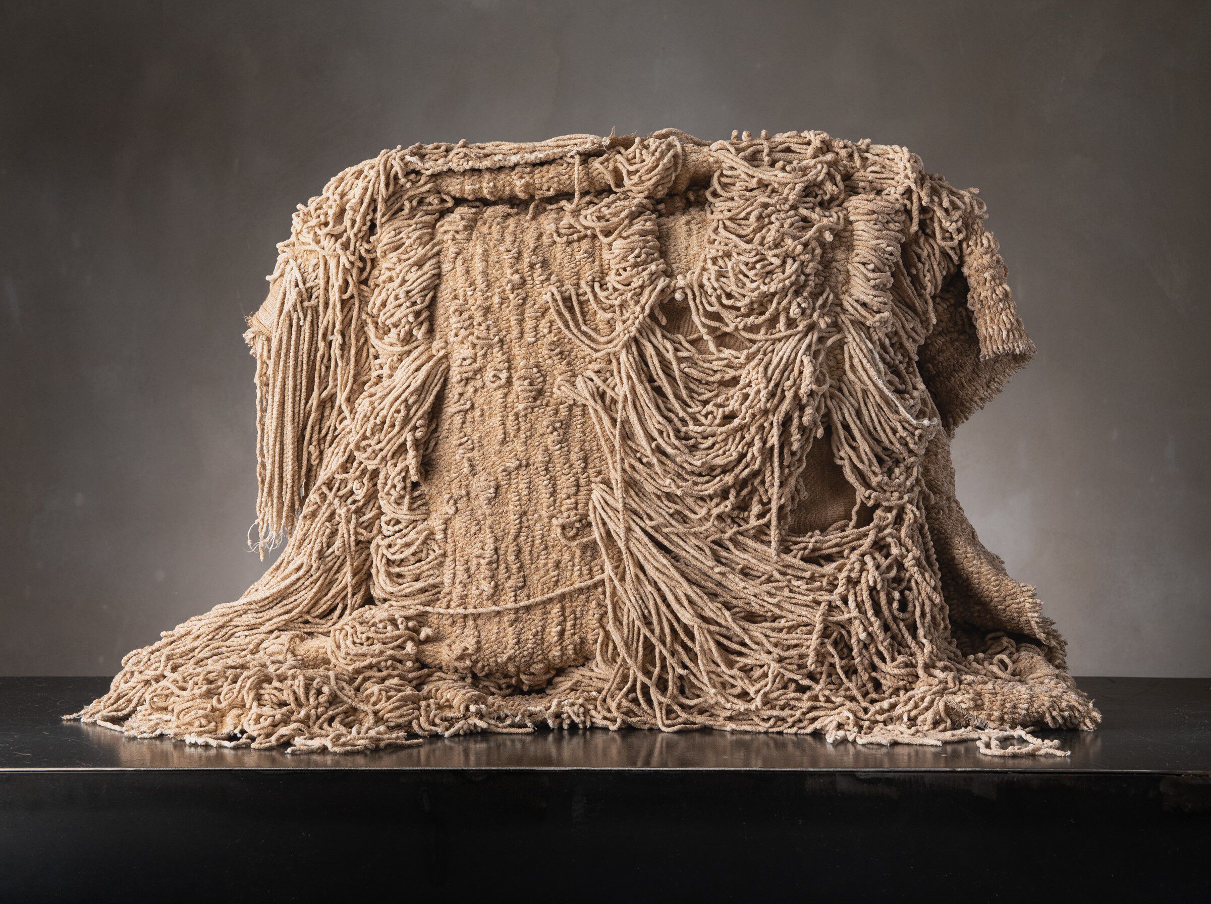 Квадратная подушка из полиэстера The House of Lyria BIXIO ARCH-00089762